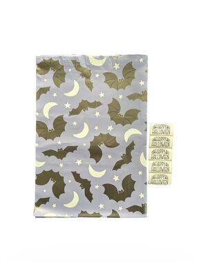25 Piece Halloween Shipping Bundles - 10x13 Bat Mailers & Stickers